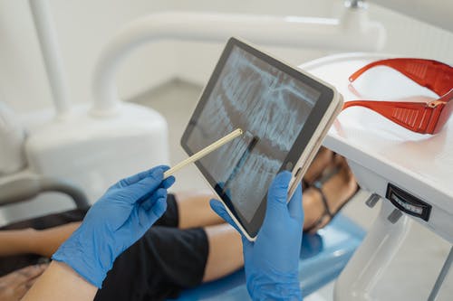 Transforming Smiles: The Latest Advances in Cosmetic Dentistry